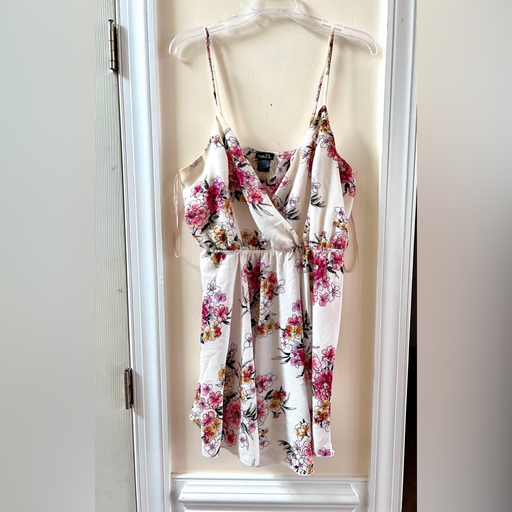 NWOT Rue 21 sleeveless floral dress large
